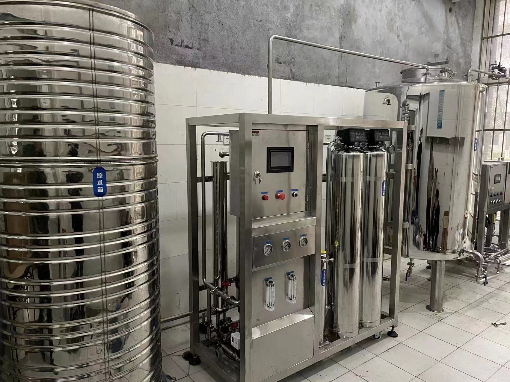西安交大，学校直饮水工程，每小时0.5吨纯净水开云中国安装！